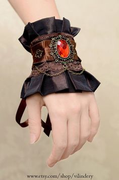 Steampunk Victorian Cuff Bracelet, Edwardian Style, Cute Elegant Romantic hand jewelry, Handmade item, Fashion http://www.etsy.com/shop/Vilindery Beach Bridesmaids Gifts, Victorian Choker Necklace, Moda Steampunk, Beach Bridesmaids, Mode Steampunk, Steampunk Victorian, Style Steampunk, Steampunk Wedding, Black Choker Necklace