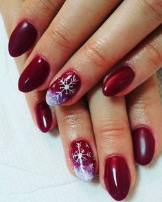 Ombre Nail Art Designs Christmas, Snow Nails Winter, Snow Nail Art, Winter Wedding Nails, Snow Nails, Glamorous Christmas, Nail Pics, Christmas Nail Ideas, Fancy Nails Designs