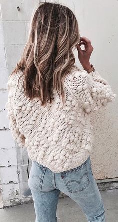 Crochet Popcorn Stitch, Crochet Popcorn, Pull Grosse Maille, Perfect Winter Outfit, Boho Mode, Mode Tips, Popcorn Stitch, Mode Crochet, Sweatshirt Women