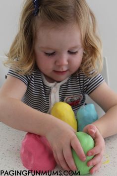 ‘Soft as a Cloud’ Playdough…using only 2 ingredients! Cloud Playdough, 2 Ingredient Playdough, Diy Silly Putty, Ece Activities, Eyfs Ideas, Mom Crafts, Children Activities, Toddler Stuff, Kid Activities