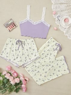 Lavanda  Collar   Plantas,Estampa total Conjuntos de Calça Embellished Elasticidade alta Todos Purple Pjs Aesthetic, Cute Pijamas, Simple Indian Suits, Purple Pajamas, Pijamas Women, Sleepwear Women Pajamas, Pajamas Pants, Print Pant, Cute Pjs