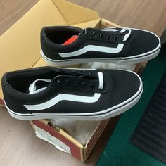 Nwt Vans Ward. Black For Women. Size 11.0. Never Worn. Black Non-slip Vans Sneakers, Vans Black And White, Vans Black, Womens Vans, Vans Shoes, Womens Shoes Sneakers, Shoes Sneakers, Women Shoes, Black And White