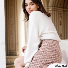 Olivia Mark - Chic Open-Front Sweater with Sweet Faux Fur Collar and Water-Repellent Knit Design Velvet Midi Skirt, Chic Cardigan, Cashmere Outfits, Cardigan Design, Elegant Sweater, Midi Flare Skirt, Open Front Sweater, Stylish Sweaters, Cardigan Outfits