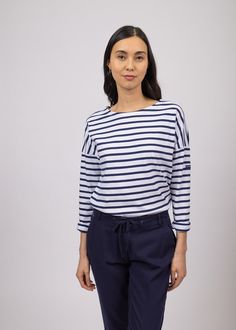 Elevate your French-girl game with this latest addition to our authentic Breton shirt collection! Tailored from our all-time best-seller shirt, MINQUIERS MODERNE, the MINQUIERS DROP features a more relaxed silouhette with dropped shoulders while maintaining the boyfriend fit and comfortable cotton we love. Made in Saint-James, Normandy, France. 100% lightweight cotton jersey. Breton Stripe Shirt, Breton Shirt, Nautical Shirt, French Wardrobe, Sailor Shirt, Normandy France, Fisherman Sweater, Saint James, French Linen