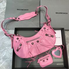 Balen Le Cagole XS Shoulder Bag In Pink Mirror Bag, Heart Mirror, Balenciaga Bag, Bago, Satchel Bags, Shoulder Pads, Real Leather, Luxury Bags, Designing Women