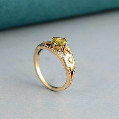 * Free Surprise Gift on Purchase of 1 Product. * Purchase of 4 Product and Get 2 Rings Free Gifts. Product :- Ring Material :- Brass Size :- All Size Available  Gemstone: Peridot Peridot Flower Ring, Green Peridot Ring, Anniversary Ring, Vintage Ring, Wedding Ring, Floral Ring, Womens Ring, Handmade Ring, Brass Ring,  * All our products are handmade and we make them as you see in the    photography but because of handmade There may be a slight difference in them * Handling Time: We take handling time of 1-3 Business Day from the date of receipt of the payment * Shipping Services: The shipping company takes 5-15 business days to deliver the product to US and most of other countries       For any queries Please feel free to message us. * Normally we respond in maximum 24 hours. * Gift packag Green Vintage Engagement Ring, 70s Wedding Ring, Peridot Engagement Rings Vintage, Rings Designs For Women, Brass Jewellery Handmade, Womens Ring, Metal Clay Jewelry, 2 Rings, Gold Statement Ring