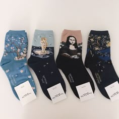 Starry Night Socks, Van Gogh Clothing, Van Gogh Aesthetic Outfits, Van Gogh Outfit Aesthetic, Cool Socks Aesthetic, Van Gogh Outfit, Cute Socks Aesthetic, Michelangelo Art, Aesthetic Socks