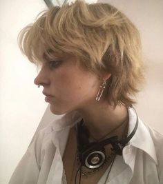 Haircut Inspo, Short Grunge Hair, Hair Stylies, Mullet Hairstyle