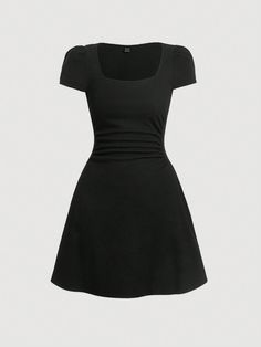 SHEIN MOD Solid Ruched Detail DressI discovered amazing products on SHEIN.com, come check them out! Black Halter Dress Outfit, Halter Dress Outfit, Draped Collar, Black Halter Dress, Shein Dress, Black Mini Dress, Plus Size Kleidung, Casual Clothes