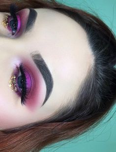 Party Make-up, Cake Face, Makeup Obsession, Eyebrow Shaping, Soft Brown, Makeup Goals, Costume Makeup, Eyebrow Makeup, Eyeshadow Looks