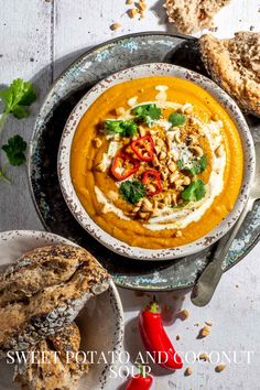 Sweet potato coconut and chilli soup in a soup bowl with a bowl of bread rolls on the side. Chilli Soup, Night Dinner Recipes, Indian Dinner, Creamy Recipes, Creamy Soup, Caramelized Onions, Coconut Milk