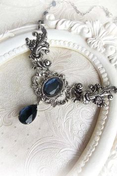 Dark Royaltycore, 1800s Jewelry, Ornate Necklace, Victorian Choker, Bridal Statement Necklace, Victorian Style Jewelry, Jewelry Gothic, Bridal Jewellery Design, Necklace Gothic