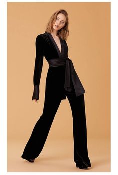 Velvet deep v neck long sleeve black jumpsuit Long Sleeve Black Jumpsuit, Black Velvet Jumpsuit, Jumpsuit For Wedding Guest, Wedding Guest Outfit Winter, Winter Jumpsuit, Runway Outfits, Satin Jumpsuit, Wedding Jumpsuit, Velvet Jumpsuit