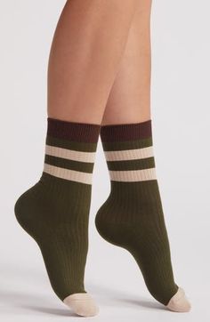 Stay comfortable in the cozy fit and easy stretch of these ultrasoft cotton-blend crew socks Cotton/polyester Hand wash, dry flat Imported Trendy Green Fall Socks, Sporty Stretch Socks For Fall, Casual Soft Socks For Fall, Soft Casual Socks For Fall, Casual Soft Knee-high Socks For Fall, Casual Soft Green Socks, Casual Green Knee-high Socks, Casual Mid-calf Socks For Fall, Stretch Green Socks For Fall