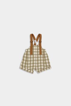 Beige Gingham Romper Beige Gingham, Gingham Romper, Timor Leste, Smash Cake, Size 4t, Caicos Islands, Vanuatu, Turks And Caicos, Mauritius