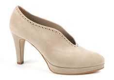 1997 Goat suede Beige Pumps, Goats, Clogs, Espadrilles, Pumps, Design, Dirndl