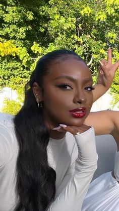 Updos Black Hair, Justine Skye Makeup, Skin Care For Glowing Skin, Skin Care Basics, Justine Skye, Black Women Makeup