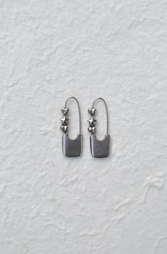 Silver Mixed Safety Pin Earrings — Prism Boutique Silver Metal Paperclip Earrings, Safety Pin Jewelry, Pin Earrings, Safety Pin Earrings, Fidget Rings, Safety Pins, Funky Jewelry, Pin Jewelry, Creative Jewelry