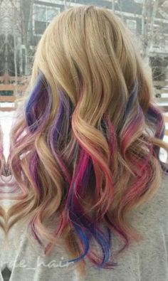 Pink Purple Hair, Purple Streaks, Girl Hairdos, Hair Colorful, Pink Blonde Hair, Hair Dyed, Hair Blond, Colourful Hair