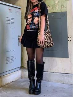 Glam Rocker Outfit, Alternative Women, Edgy Fits, Friend Aesthetic, Fancy Fits, Looks Pinterest, Alt Outfits, Maggie Lindemann, Taylor Momsen