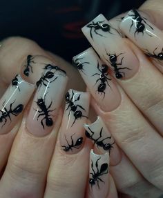 Nails With Ants, Ants Nail Art, Bug Nails Acrylic, Southern Gothic Nails, Nail Art Black Aesthetic, Bug Nails Art, Goth Coffin Nails, Alt Nail Ideas, Crow Nails