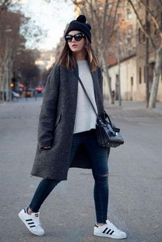 Winter Coat Outfits Casual, Thierry Lasry, Wearing Sunglasses, Maxi Coat