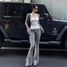 เสื้อผ้า Kylie Jenner, Looks Chic, Casual Style Outfits, Lookbook Outfits, Dream Clothes, Cute Casual Outfits, Classy Outfits, Everyday Outfits, Aesthetic Clothes