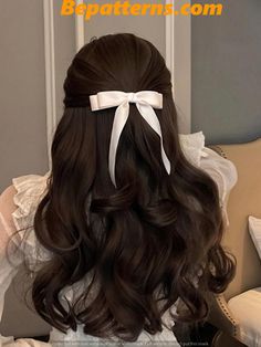 Easy Hairstyles for Girls that Look Amazing & Adorable Fabric Hair Bows, Bow Hairstyle, Ribbon Hairstyle, Christmas Hairstyles, Ribbon Hair, Hair Updo, Formal Hairstyles, Hair Transformation, Layered Haircuts