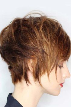 170 Pixie Cut Ideas to Suit All Tastes In 2020 | LoveHairStyles.com Pixie Cut With Bangs, Hair 2018, Short Pixie Cut, Pixie Hairstyles, Layered Hair, Pixie Haircut, 100 Human Hair, Pixie Cut