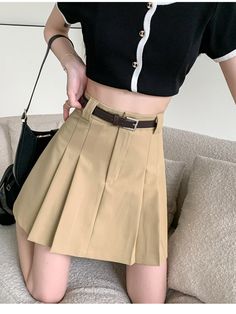 Y2k Style Solid Mini Skort, Trendy A-line Pleated Mini Skirt, Y2k Style Short Pleated Skirt, Y2k Style Solid Color Mini Skirt, High Waist Y2k Style Skirt, High Waist Solid Color Y2k Skirt, Solid Color High Waist Y2k Skirt, Y2k Pleated Mini Skort, Solid High Waist Y2k Skirt