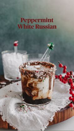 Rum Chata Peppermint Bark Recipes, Christmas Drinks For Adults, Russian Christmas Food, Peppermint White Russian, Melted Chocolate Chips, Dessert Cocktails, Xmas Drinks, Russian Christmas, Peppermint Extract