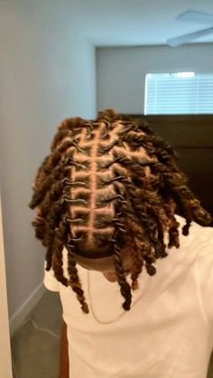 Dyed Two Strand Twist Men, Men Starter Locs, Retwist Locs Style Men, Cornrow Braids Men, Dreadlocks Hair Care, Neon Tiger