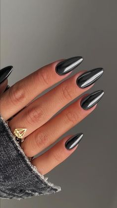 Discover 30+ Chrome Nails You Need to Try This Year! Elevate your style with stunning crome nails and intricate chrome nails designs. From white chrome nails to blue chrome nails, these looks are perfect for any season. Embrace chrome summer nails and achieve a sleek chrome manicure that stands out. These summer chrome nails will keep you looking chic and trendy all year long. Black Chrome Acrylic Nails, Black Chrome Nails Almond, Crome Nails Designs, Nail Designs Edgy, Chrome Nails Dark, Black Nails With Chrome, Black Chrome Nails Designs, Black Chrome Nail