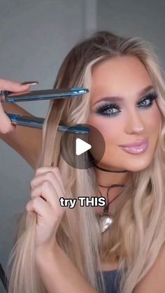 How To Use Volumizing Hair Clips, Hair Curling Hacks, Hair Hacks Videos, Hair Stylist Tips, Curls With Straightener, Curl Hair With Straightener, Awesome Hairstyles, Hair Curling Tips, Curls For Long Hair