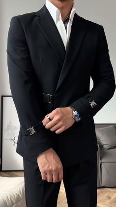 Party Dress For Men, Korean Party Dress, Stylish Men Wear, Groom Dress Men, Stylish Mens Suits, Blazer Outfits Men, Black Suit Men, Black Suit Wedding, Classy Suits