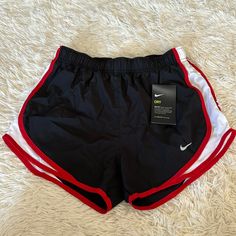 Nike Clothes For Women, What To Wear With Nike Shorts, Nike Athletic Shorts With Built-in Shorts For Training, Nike Running Shorts Women, Nike Compressive Athletic Shorts For Running, Nike Tempo Running Shorts, Cute Short, Compressive Nike Athletic Shorts, Nike Women Outfits