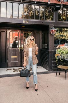 10 WAYS TO WEAR LEOPARD PRINT Leopard Print Jacket Outfit, Leopard Jacket Outfit, Print Jacket Outfit, 10 Ways To Wear, Leopard Blazer, Leopard Print Outfits, Leopard Outfits