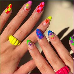 Trippy Nail Designs, Hands Pretty, Concert Nails, Fake Nails Long, Nagellack Trends, Colorful Nail, Heart Nail, Nagel Tips