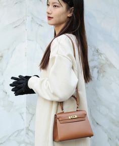 Kelly Mini Outfit, Mini Kelly Outfit, Hermes Kelly Bag Mini, Kelly Hermes Mini, Brown Mini Kelly, Hermes Wishlist, Bags Wishlist, Aesthetic Bag