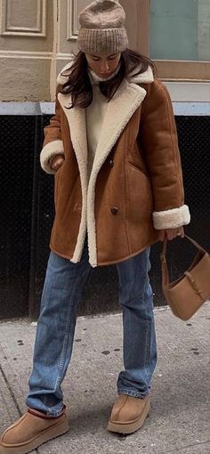 Winter Coat Outfits, Getting Bored, Winter Outfits Warm, Outerwear Trends, Comfy Casual Outfits, Classy Winter Outfits, Chic Winter Outfits, Winter Fashion Outfits Casual, Cold Outfits