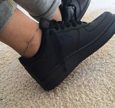 ⋆› silver dreams bring me to you ‹⋆ Mode Tips, Black Nike Shoes, Shoes Custom, Nike Free Shoes, Nike Free Runs, Nike Shoes Outlet, Nike Shox, Nike Basketball, Nike Shoes Women