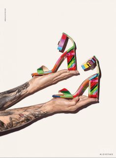 Logos Retro, Minimal Street Style, Fab Shoes, Brand Campaign, Ad Campaigns, Valentino Shoes