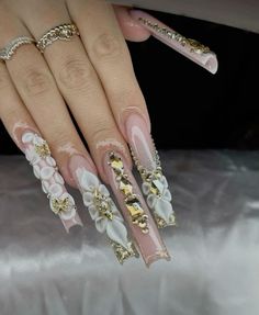 Hispanic Nails, Gold Nails Acrylic, Quincenera Dresses, Blue Quinceanera, Cross Wedding, Shape Nails, Claw Nails