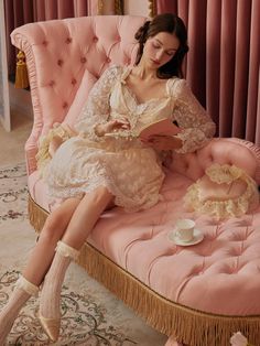 ❤︎Butterfly Doll French Sweet Girl Dress❤︎ Pink Cottagecore Dress, Marie Antoinette Art, Princess Syndrome, Birthday Aesthetics, Premiere Outfits, Quince Photoshoot, Style Inspo Aesthetic, Coquette Ballet, Coquette Princess