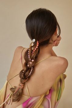 Center Part, A Pony, Aesthetic Hair, Mode Inspiration, Hair Dos, Gorgeous Hair, Hair Day, Up Hairstyles, Hair Jewelry