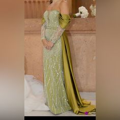 Green Color Size 40 /6/M Green Embellished Floor-length Gown, Model Dress, Gorgeous Gowns, Stunning Dresses, Green Colors, Womens Sizes, Maxi Dress, Womens Dresses, Couture