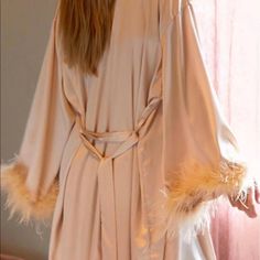 Brand New Never Worn Feather Robe Satin Bridal Robe, Swimsuit Skirt, Sheer Robe, Floral Robes, Feather Trim, Bridal Robes, Dressing Gown, Sleepwear Robe, Pajama Set Women