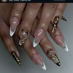 Gold White Nails, New Years Eve Nail Art, New Years Eve Nail, White Nails With Gold, Golden Nails, Hippie Nails, Glittery Nails, Drip Nails, Classy Acrylic Nails