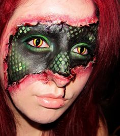 Lézard Special Effects Makeup Spfx Makeup, Make Up Designs, Halloween Puzzles, Creepy Makeup, Amazing Halloween Makeup