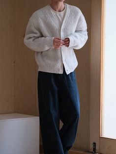 Knitted Sweaters Outfit Men, Epic Clothes, Men's V Neck Sweaters, Sweater Jackets, Sweater Outfits Men, Knit Sweater Outfit, Solid Color Sweater, Color Sweater, Denim Sweater